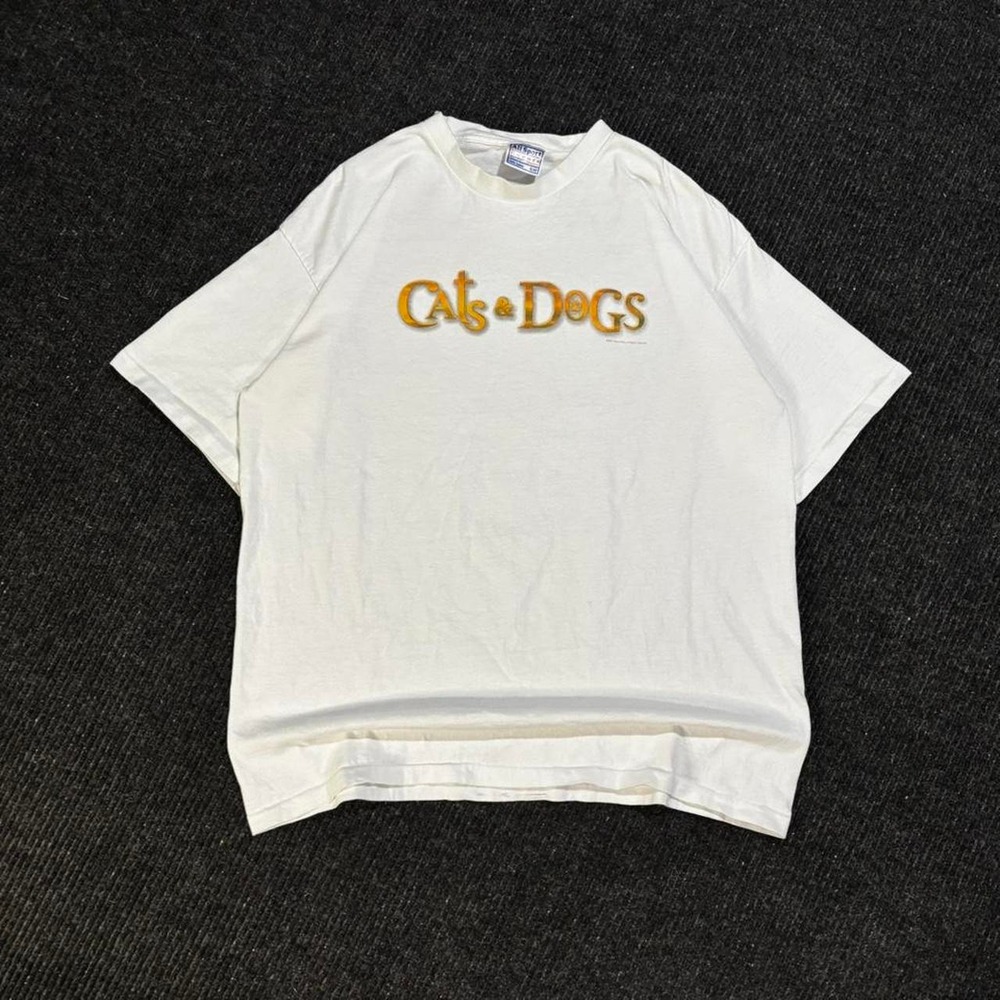 Cats and dogs indie film 2001 promotional tshirt
Single stitch